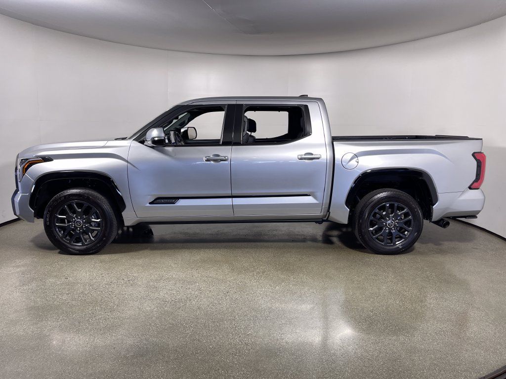 Used 2023 Toyota Tundra Platinum AWD/4WD image 6