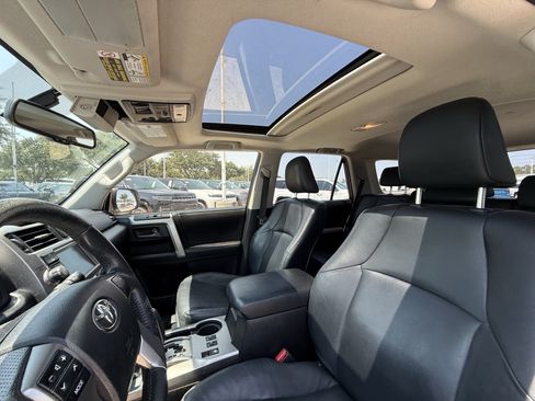 Used 2010 Toyota 4Runner Limited RWD image 28