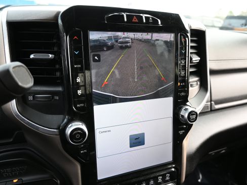 Used 2024 RAM 2500 Laramie image 25