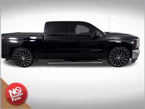 Used 2018 Chevrolet Silverado 1500 LT w/ All Star Edition AWD/4WD image 2