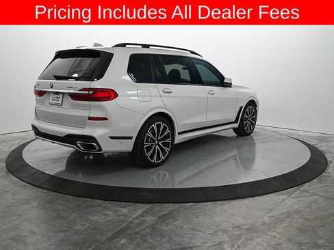 Used 2022 BMW X7 xDrive40i w/ M Sport Package AWD/4WD image 6