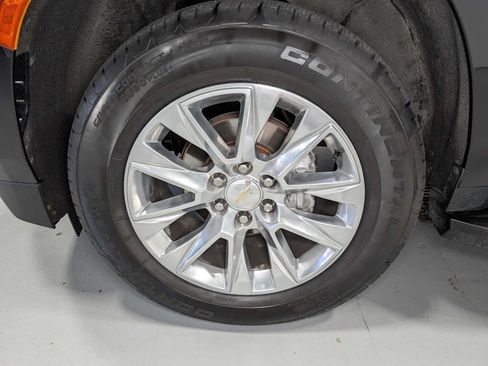 Used 2023 Chevrolet Tahoe Premier AWD/4WD image 3