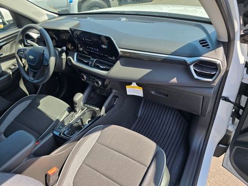 New 2026 Chevrolet TrailBlazer LT w/ Driver Confidence Package image 12