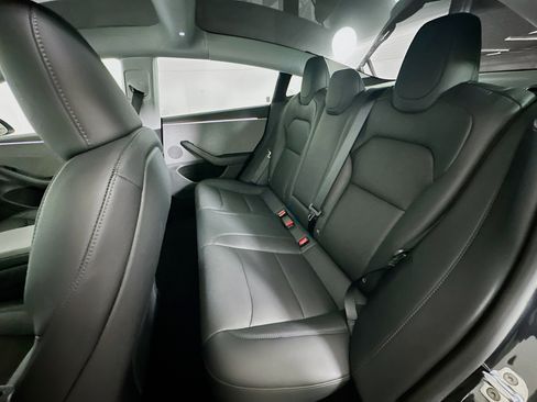 Used 2025 Tesla Model 3 Long Range RWD image 27