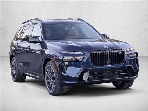 New 2026 BMW X7 M60i image 6