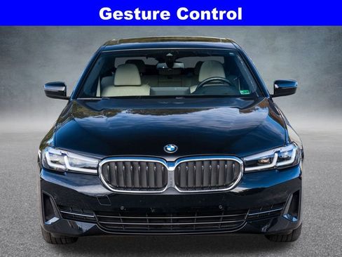 Used 2022 BMW 530i w/ Executive Package image 11