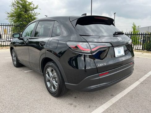Certified 2026 Honda HR-V LX image 6
