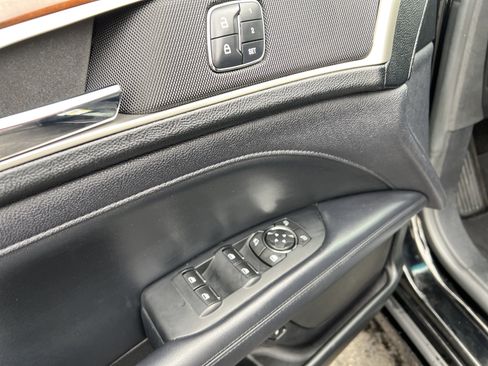 Used 2018 Lincoln MKZ Select w/ Technology Package image 15