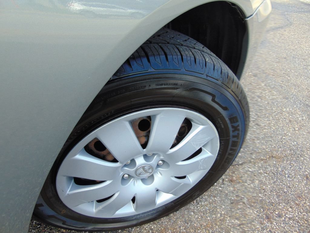 Used 2004 Toyota Corolla LE FWD image 28