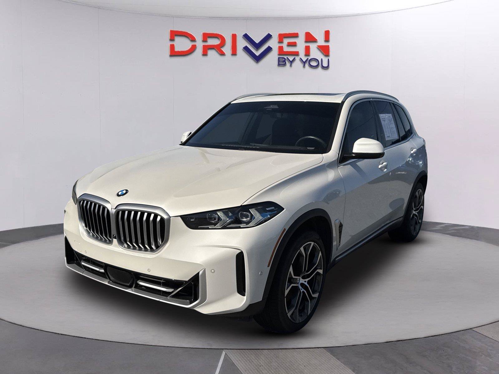 Used 2024 BMW X5 sDrive40i w/ Premium Package RWD image 7