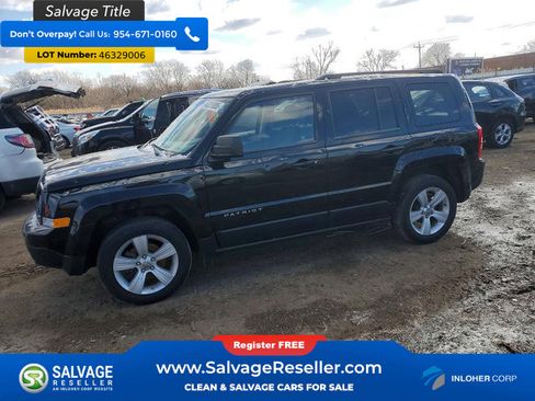 Used 2014 Jeep Patriot Latitude w/ Sun/Sound Group FWD image 1