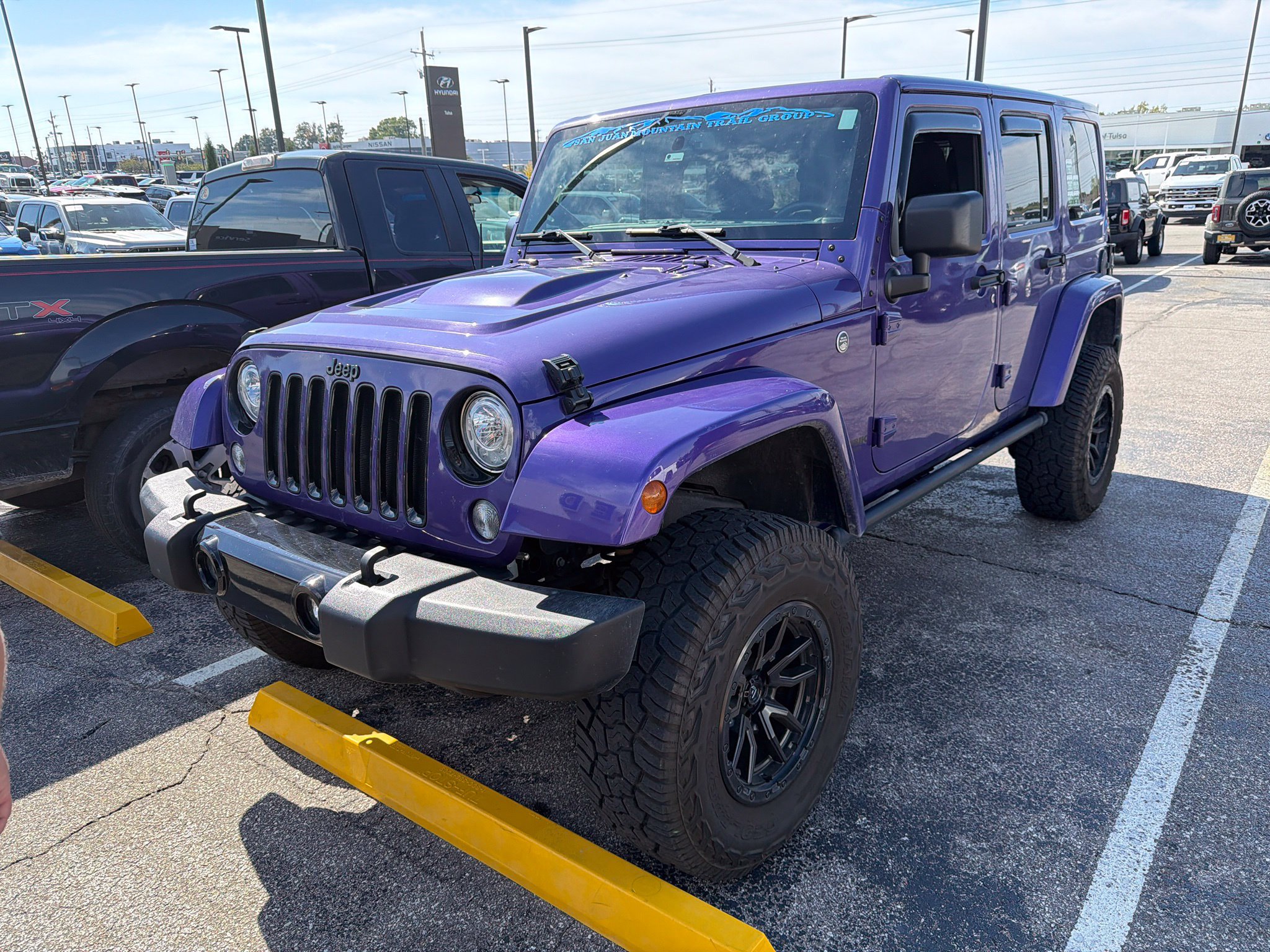 Used 2018 Jeep Wrangler Unlimited Sahara AWD/4WD image 1