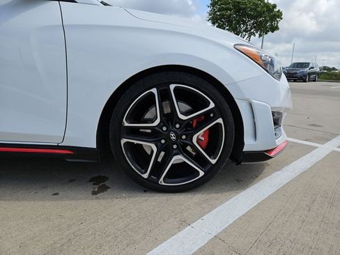 Used 2021 Hyundai Veloster N image 21