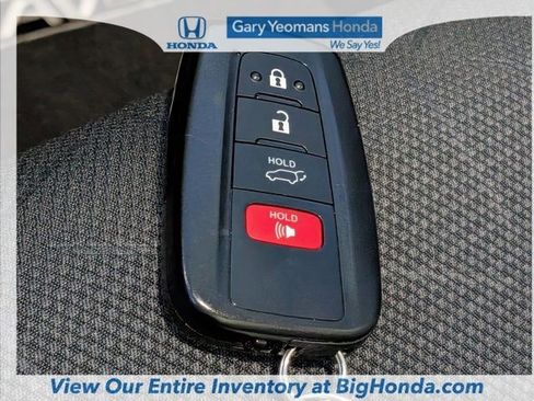 Used 2025 Toyota RAV4 XLE w/ Convenience Package FWD image 36