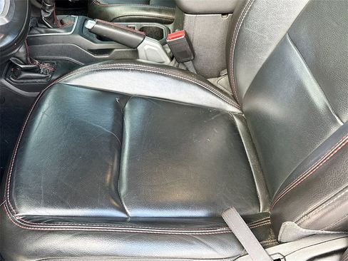 Used 2022 Jeep Gladiator Rubicon w/ LED Lighting Group image 21