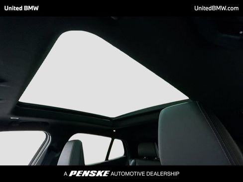 Used 2025 BMW X2 xDrive28i AWD/4WD image 12