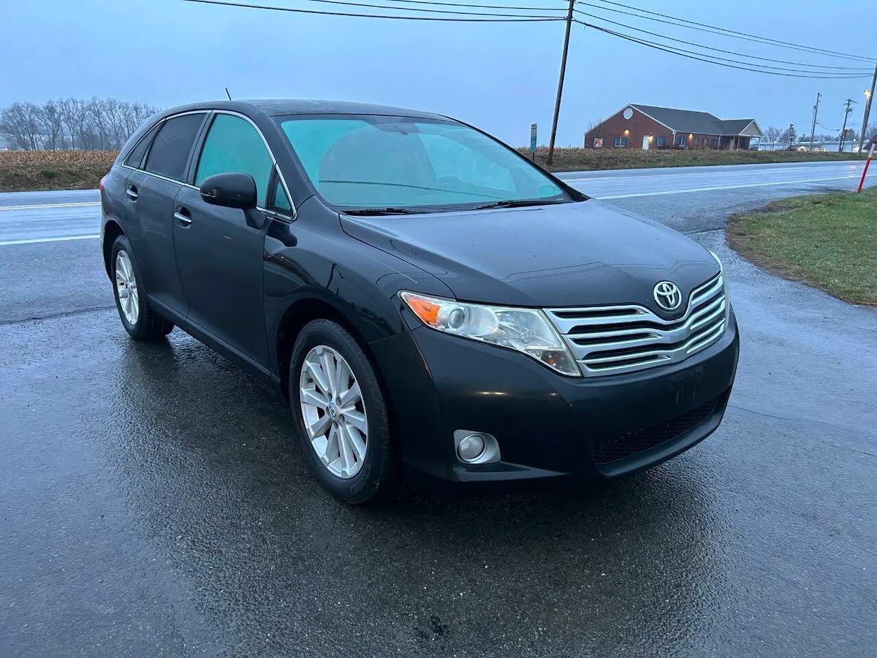 Used 2010 Toyota Venza AWD image 3