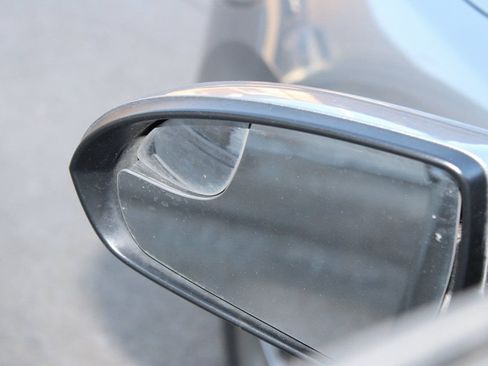 Used 2017 Hyundai Elantra SE image 20