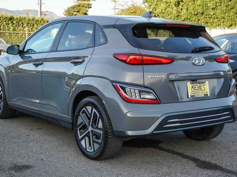Used 2022 Hyundai Kona Limited image 8