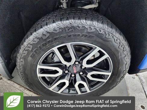 Used 2024 GMC Sierra 1500 AT4 w/ Technology Package image 35