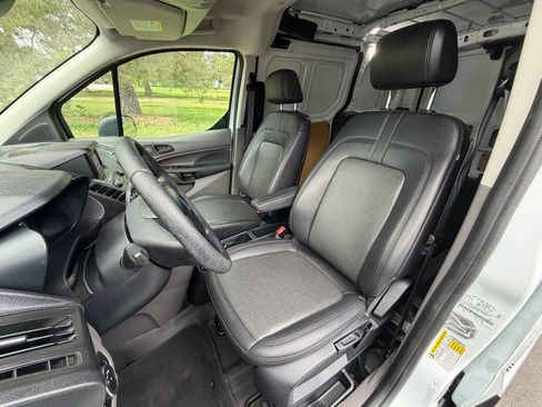 Used 2022 Ford Transit Connect XL FWD image 12