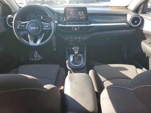 Used 2024 Kia Forte LXS image 7