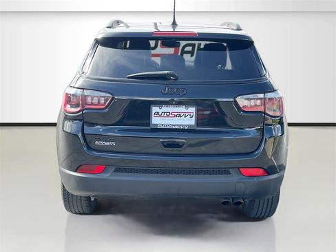 Used 2020 Jeep Compass Latitude image 6