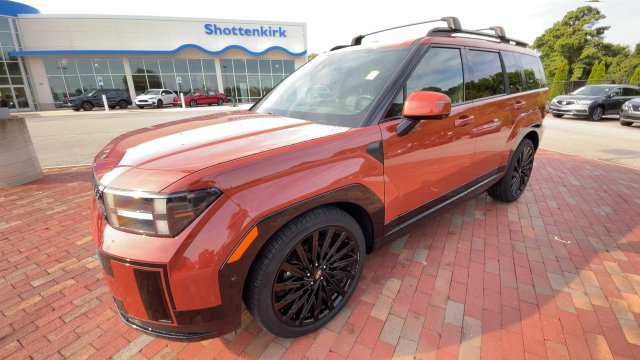 Used 2025 Hyundai Santa Fe Calligraphy FWD image 5