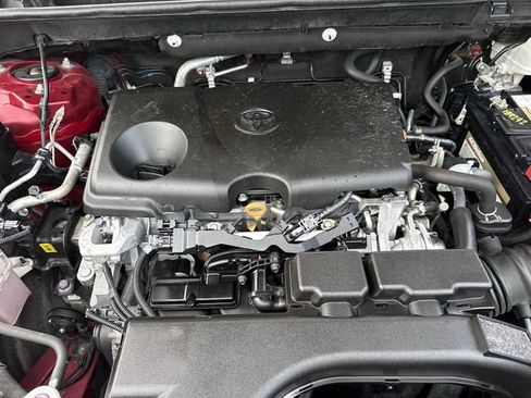 Used 2020 Toyota RAV4 XLE Premium FWD image 37