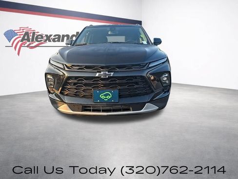 Used 2023 Chevrolet Blazer LT w/ Convenience Package AWD/4WD image 2