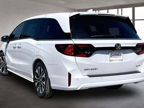New 2026 Honda Odyssey Elite image 3