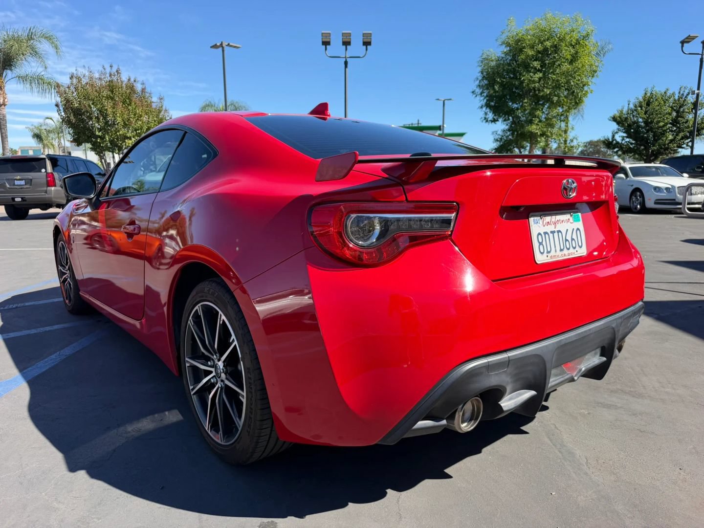 Used 2018 Toyota 86 RWD image 9