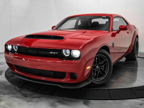 Used 2023 Dodge Challenger SRT Hellcat Redeye RWD image 6