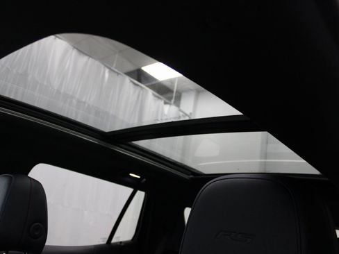 Used 2025 Chevrolet Equinox RS w/ Safety and Technology Package image 11