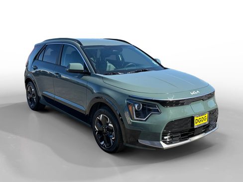 Used 2024 Kia Niro Wind FWD image 7