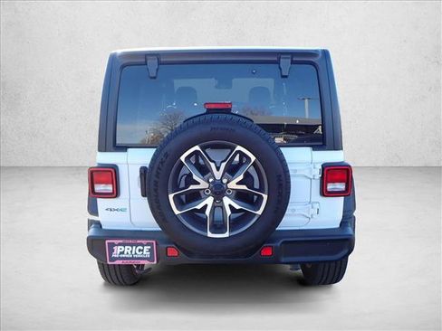 Used 2025 Jeep Wrangler Sport S w/ Convenience Group image 3