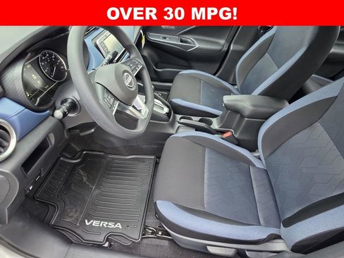 New 2025 Nissan Versa SV w/ Trunk Package FWD image 7