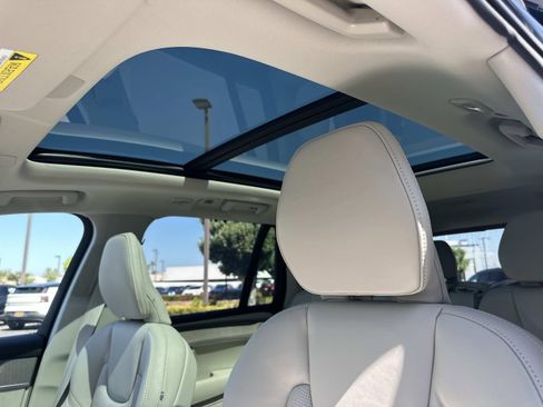 New 2026 Volvo XC90 T8 Ultra w/ Protection Package Premier AWD/4WD image 25