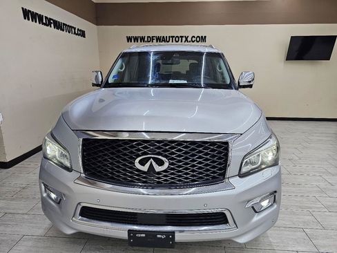 Used 2015 INFINITI QX80 4WD w/ Deluxe Technology Package image 4