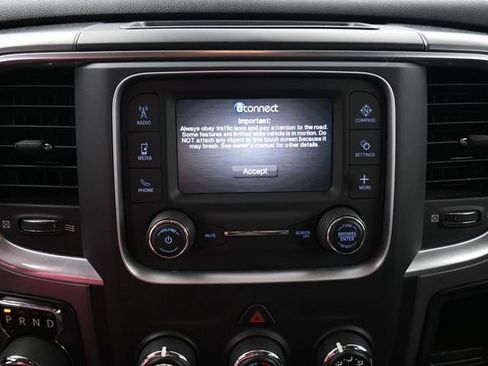 Used 2024 RAM 1500 Classic SLT AWD/4WD image 19