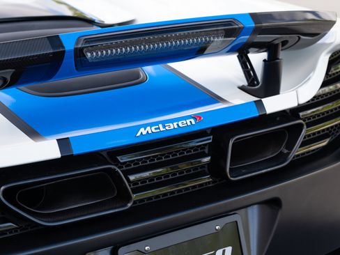 Used 2013 McLaren MP4-12C Spider RWD image 23