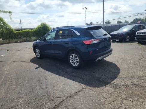Used 2020 Ford Escape SE FWD image 24