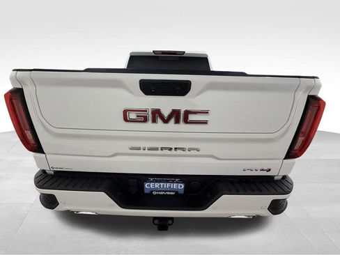 Certified 2023 GMC Sierra 1500 AT4 w/ AT4 Preferred Package image 11