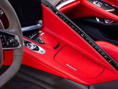 Used 2020 Chevrolet Corvette Stingray Premium Cpe w/ 3LT Preferred Equipment Group RWD image 12