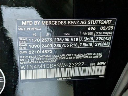 Certified 2025 Mercedes-Benz GLB 250 image 24