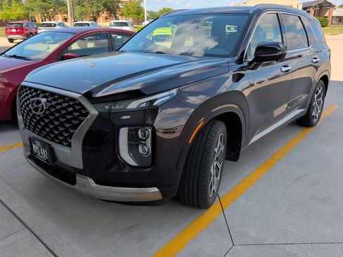 Used 2022 Hyundai Palisade Calligraphy w/ Cargo Package AWD/4WD image 2