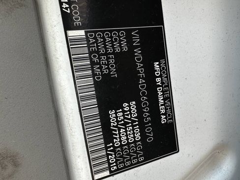 Used 2016 Mercedes-Benz Sprinter 3500 image 10