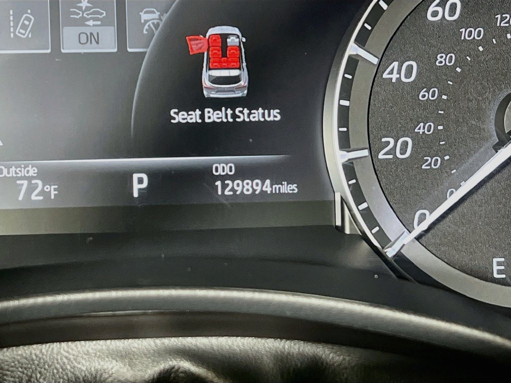 Used 2021 Toyota Highlander XSE AWD/4WD image 11