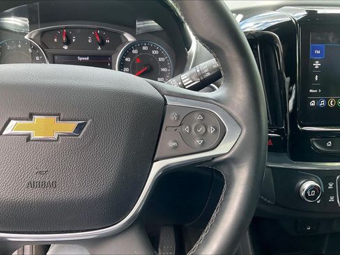 Used 2023 Chevrolet Traverse LT FWD image 20