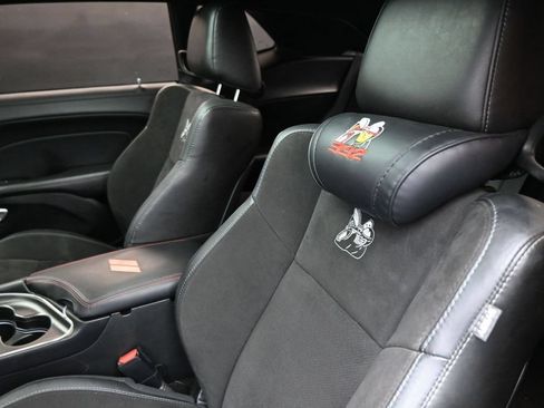Used 2020 Dodge Challenger R/T Scat Pack RWD image 13